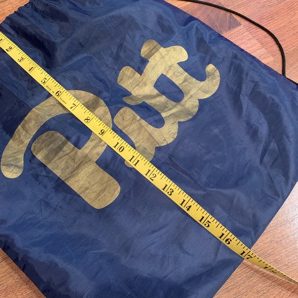 University of Pittsburgh drawstring bag - Picture 4 of 4